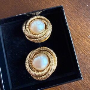 CHANEL Elegant Gold Plated Pearl Clip-on Earrings